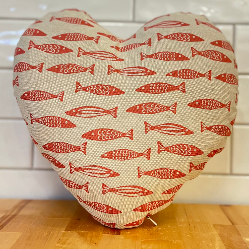 DE LA MUR LINE Sardine Heart Pillow