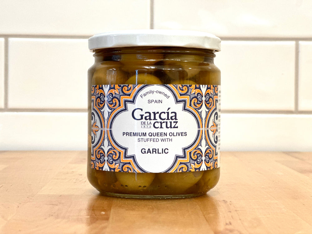 GARCÍA DE LA CRUZ Garlic Stuffed Gordal Olives