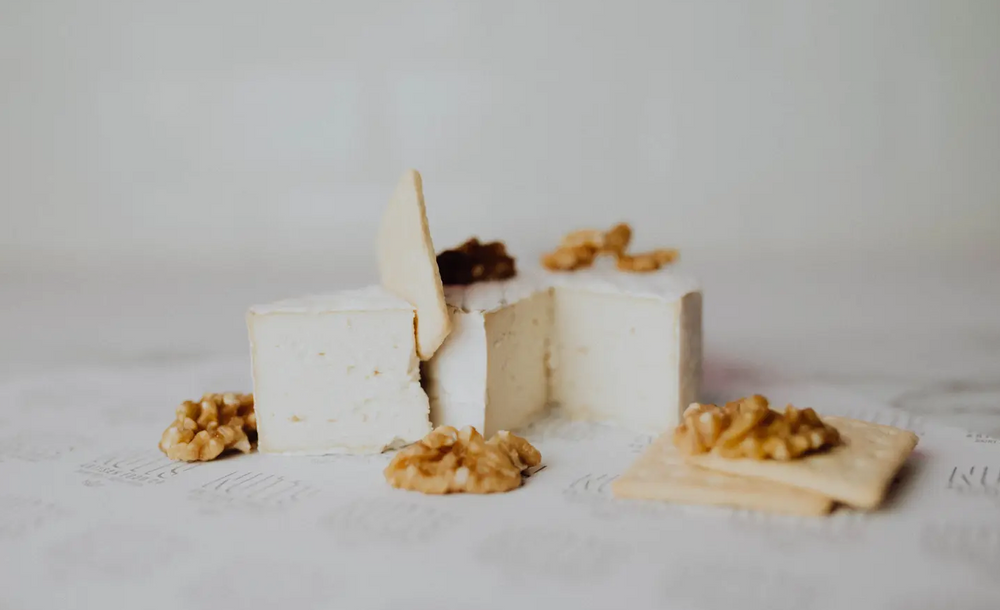
                  
                    NUTTY Vegan Cheese with White Truffle
                  
                