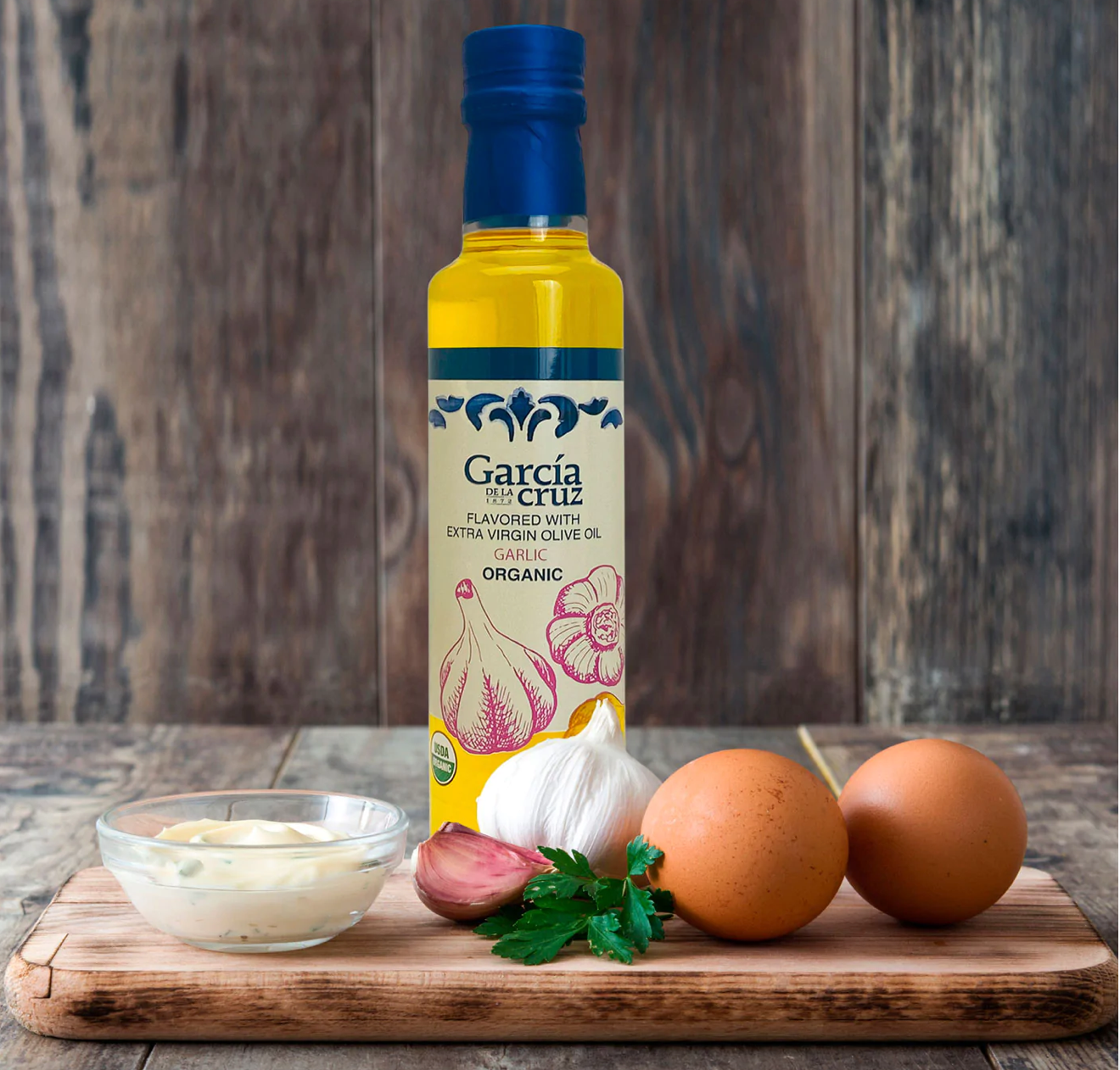 
                  
                    GARCÍA DE LA CRUZ Garlic Flavored Extra Virgin Olive Oil
                  
                