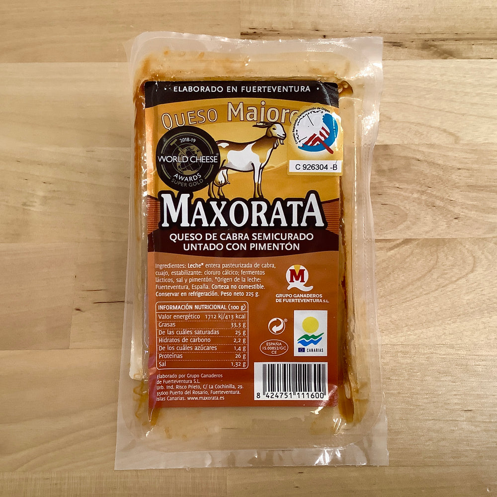 ALBENIZ Maxorata Cheese with Paprika - Wedge
